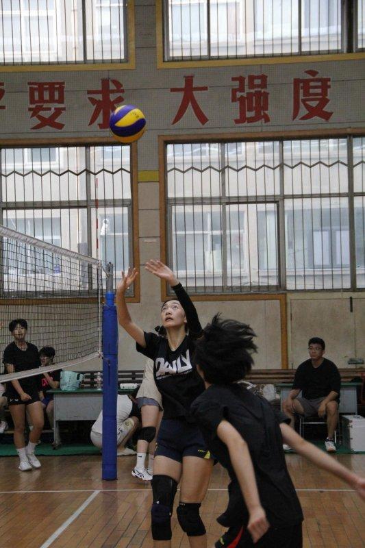 Kaiyun中国：山东省淄博第十中学男女排备战2024年山东省中小学生体育联赛排球比赛暨中小学生（高中组）排球锦标赛(图2)