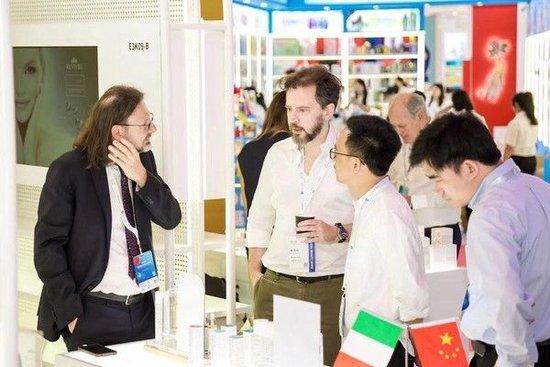 开云网站：“BloomofItalianBeauty”-意大利展团在CBE2024上海美博会上绽放光彩(图1)