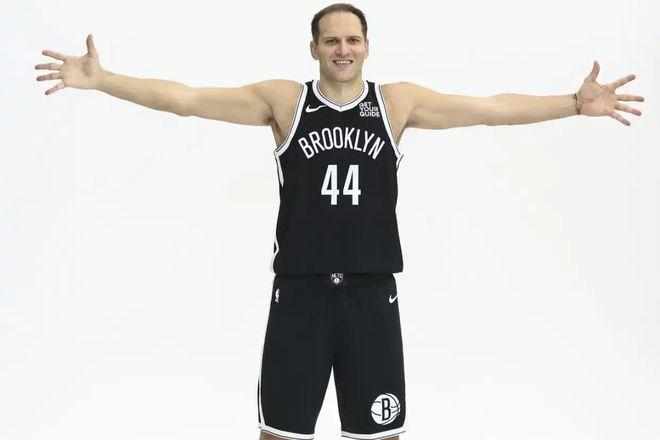 Kaiyun中国：难啊！赛季报销+被裁11年NBA生涯或结束再见36岁老将(图2)