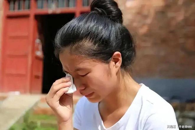 开云网站：在答题卡上写遗书蚌埠二中高三女生走了留给父母的是遗憾(图3)