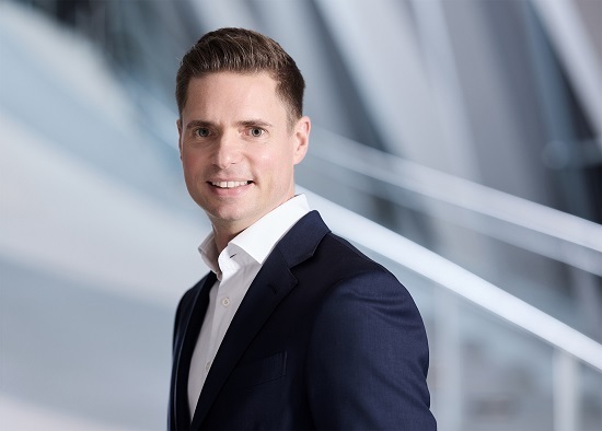 Kaiyun中国：梅赛德斯-奔驰佟欧福：以终为始同赴“零排放”商责并举共建“美丽中国”(图1)