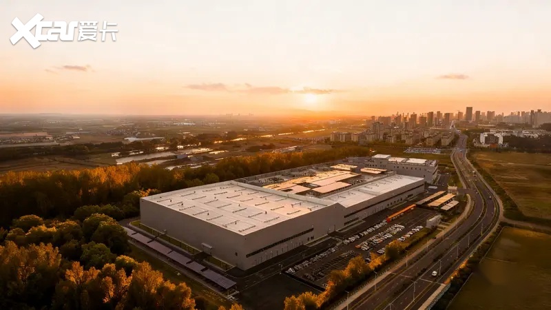 开云网站：全球最大、最领先的吉利全球全域安全中心正式发布(图1)