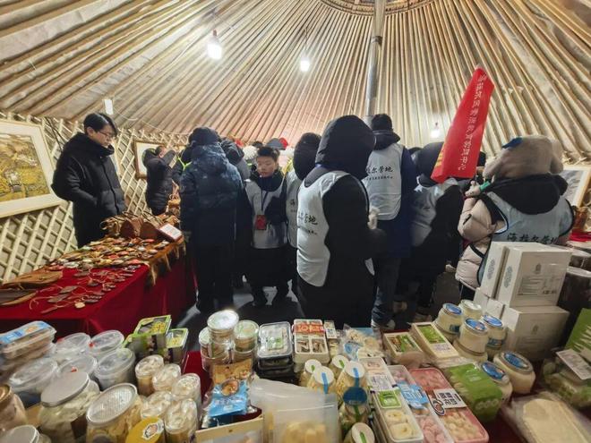 Kaiyun中国：科左后旗奶香飘第二十一届内蒙古自治区冰雪那达慕安牧态展现科左后旗奶业升级之路！(图2)