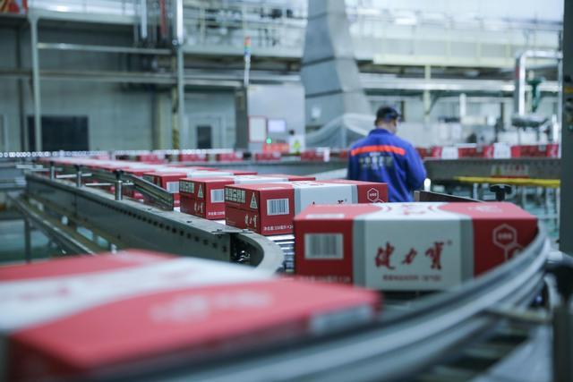 Kaiyun中国：要素赋能精准滴灌创新之花三秦绽放——陕西“七大行动”为民营经济创新发展注入“新动能”(图4)