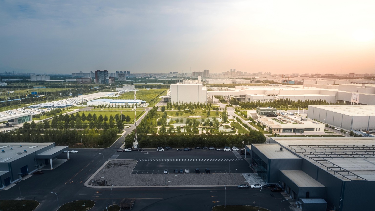 Kaiyun中国:奔驰董事会主席康林松:如果你从事汽车行业就必须扎根中国没有其他选项(图4)